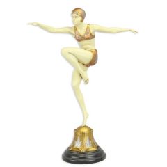 Bronzen beeld met de titel “Con Brio”