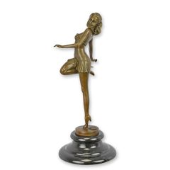 Bronzen beeld van een Danseres - Hoogte 28,8 cm