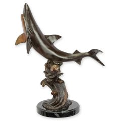 Bronzen Sculptuur van een Haai - Hoogte 69,3 cm