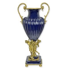 Bronzen Vaas met Blauw Porselein - Hoogte 78,7 cm 