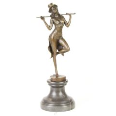 Bronzen beeld van een Revuedanseres