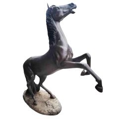 Steigerend bronzen paard door Vincent Rogers, Canada - Hoogte 180 cm