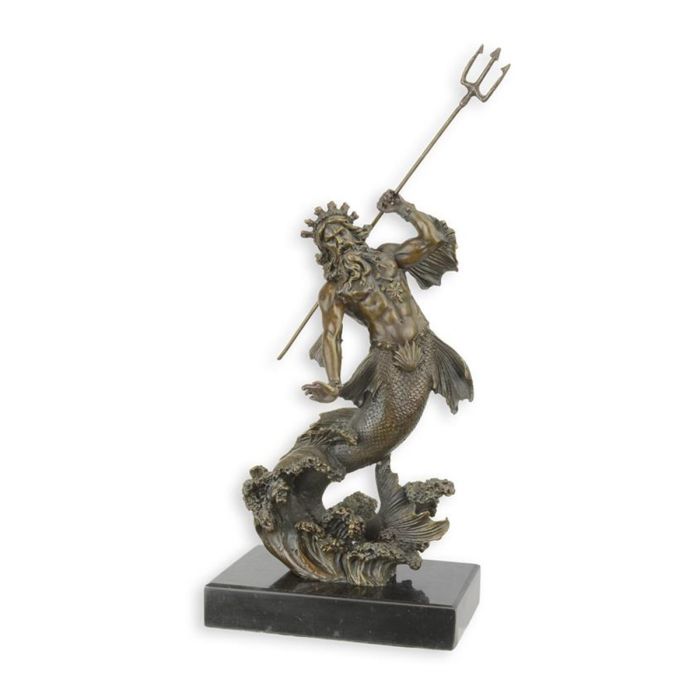 Bronzen sculptuur van Poseidon met drietand en golven